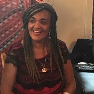 Meet your Posher, Joy